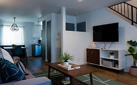 Stylish 2 Bed 1 And Half Bath Apartment Near Sofi Stadium, Lax, Forum