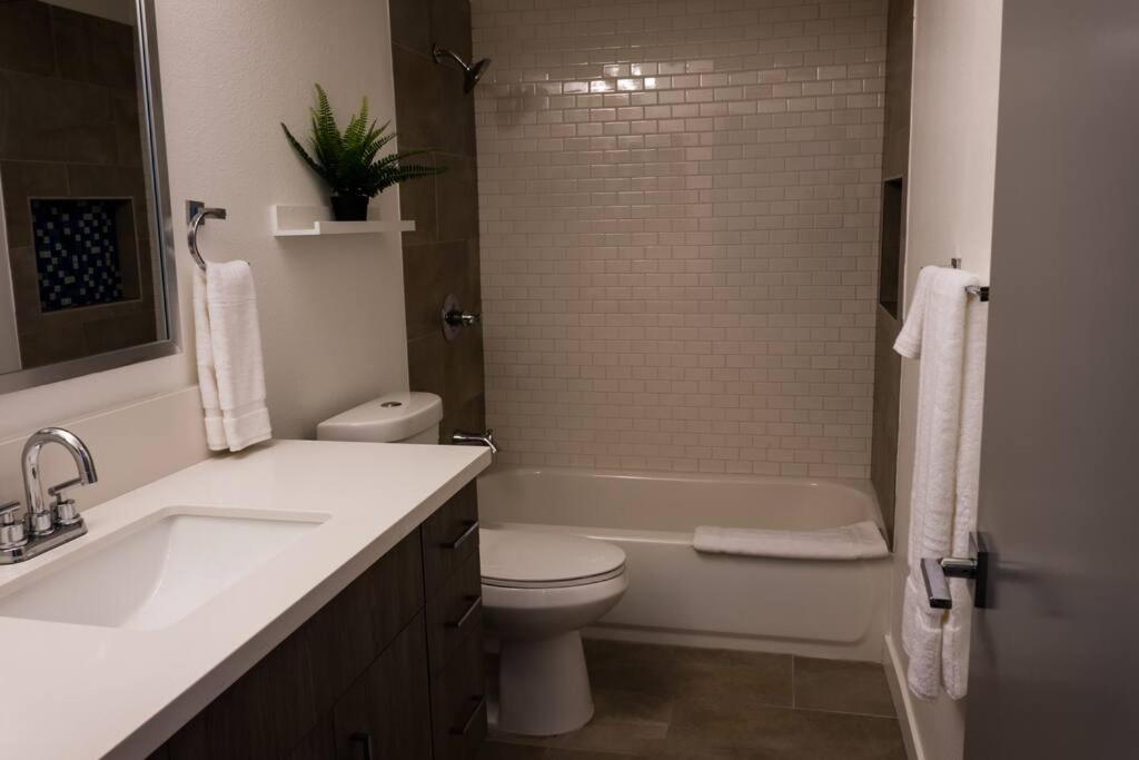 Stylish 2 Bed 1 And Half Bath Apartment Near Sofi Stadium, Lax, Forum Inglewood Esterno foto